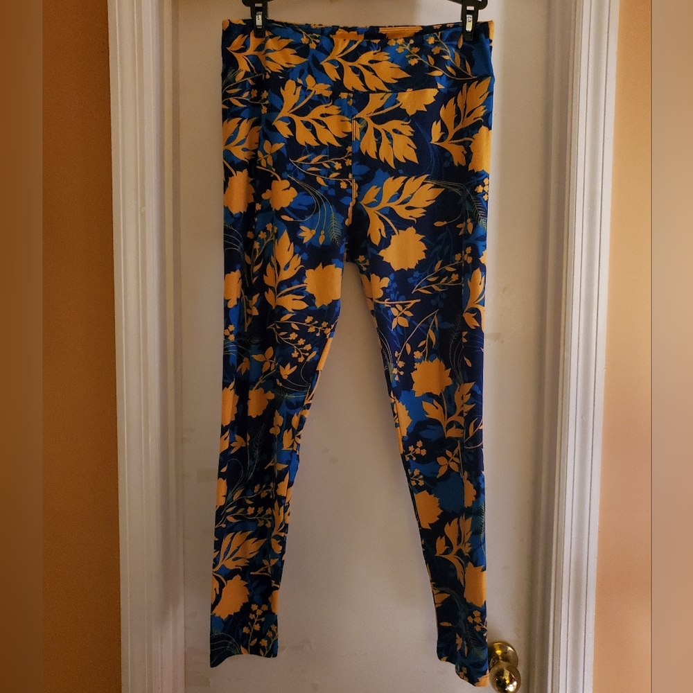 Lularoe Tall & Curvy leggings